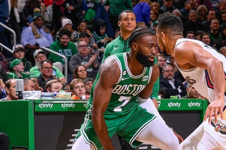 Jaylen Brown brilha e Celtics supera Pelicans