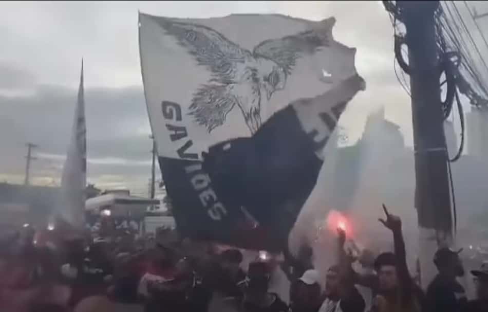 Protesto Gaviões da Fiel contra o preços dos ingressos dos visitantes - FPF