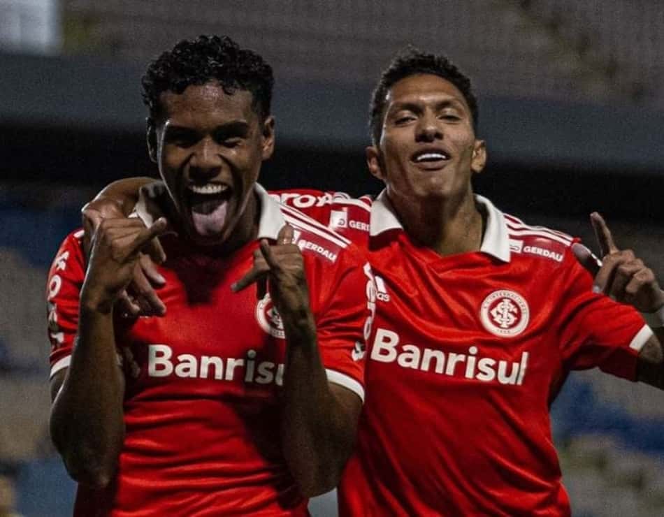 Nos pênaltis, Inter bate SKA Brasil e avança na Copinha
