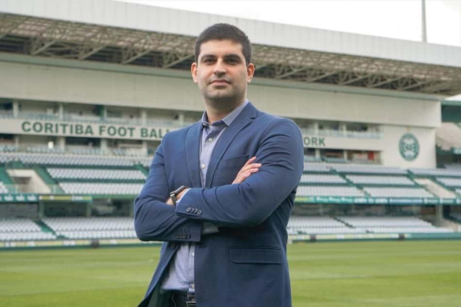 Dirigente garante que Coritiba não usou recurso de investidores em contratações