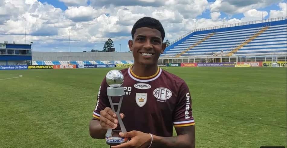Reforços? São Paulo quer, mas primeiro objetivo é definir o que fazer com elenco mais inchado do Paulistão