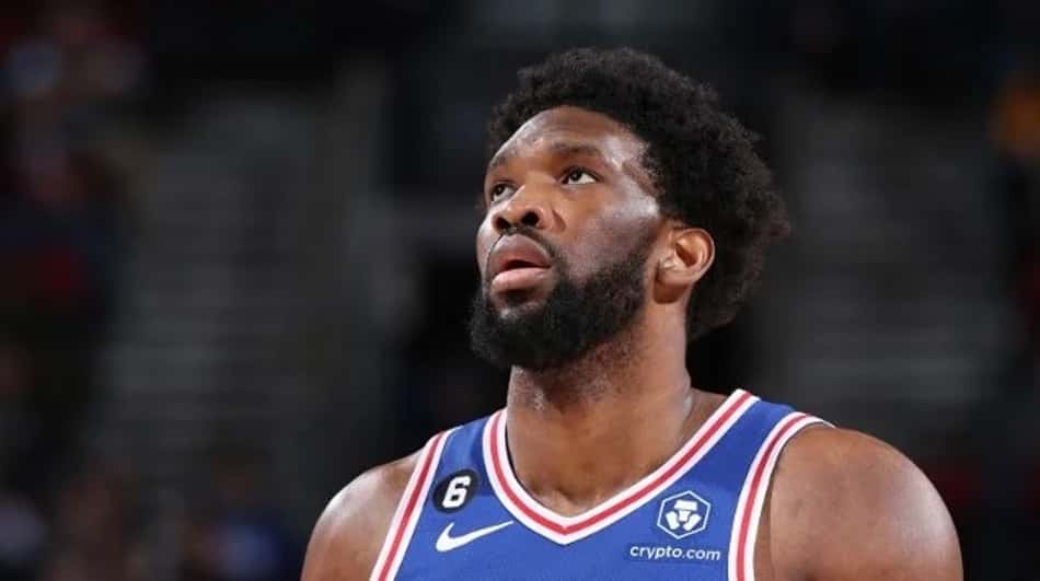 Favorito a MVP, Joel Embiid dispara supostas indiretas a Nikola Jokic em entrevista