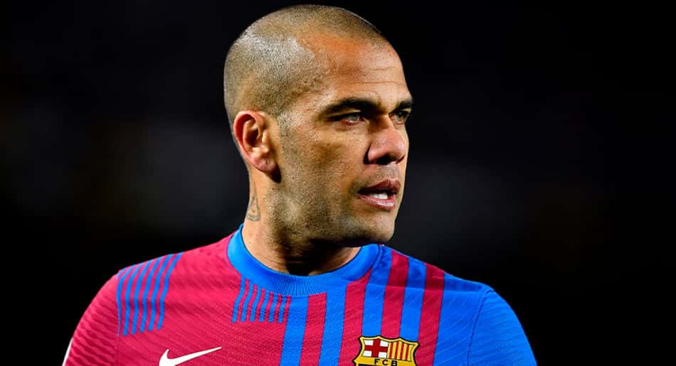 Ex-esposa de Daniel Alves reforça convicção em inocência do jogador: 'Que justiça estamos fazendo?'