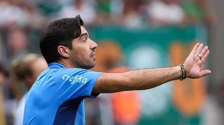 Abel critica falta de posicionamento da diretoria do Palmeiras: 'Não basta só mandar e-mail'