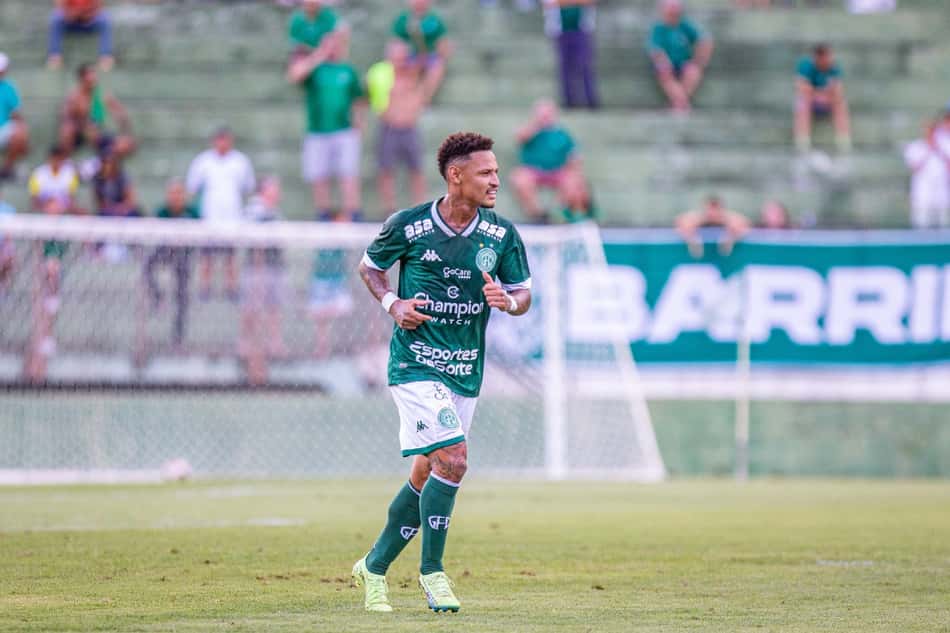 Diante do Corinthians, Neílton quer Guarani 'dificultando a vida' do adversário