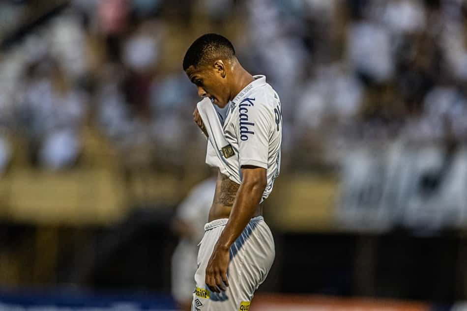 Flamengo desiste da contratação de Ângelo, do Santos
