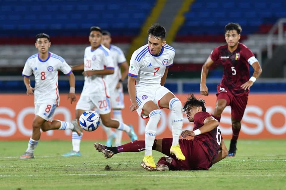 Venezuela ganha do Chile e avança no Sul-Americano Sub-20