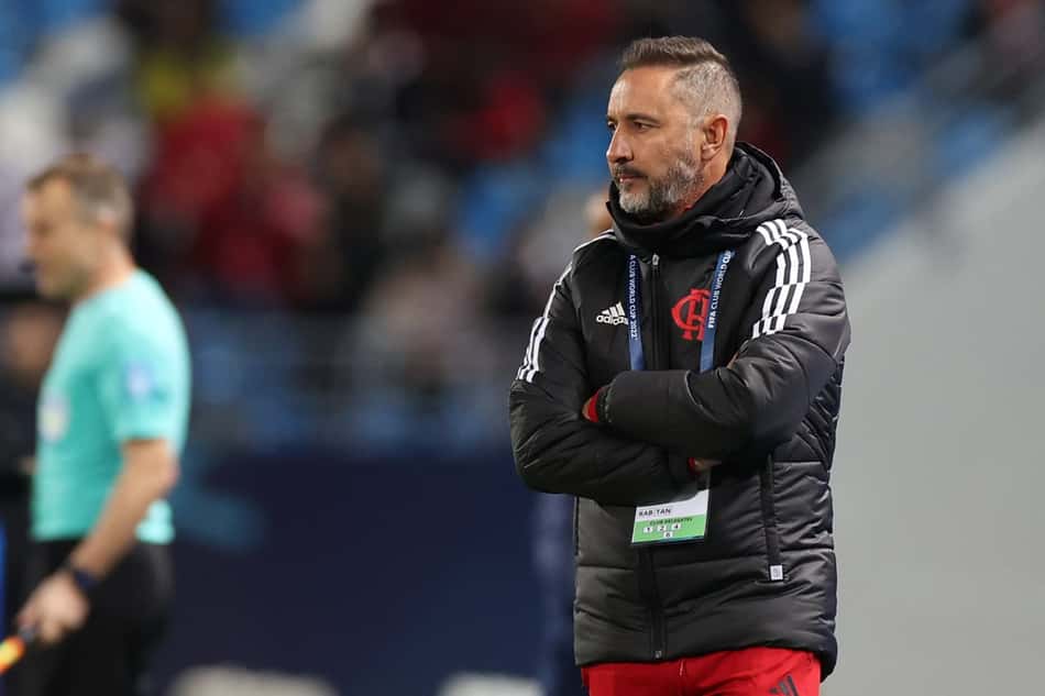 Sem clube, Vítor Pereira desabafa sobre troca do Corinthians pelo Flamengo: 'Paguei um preço'