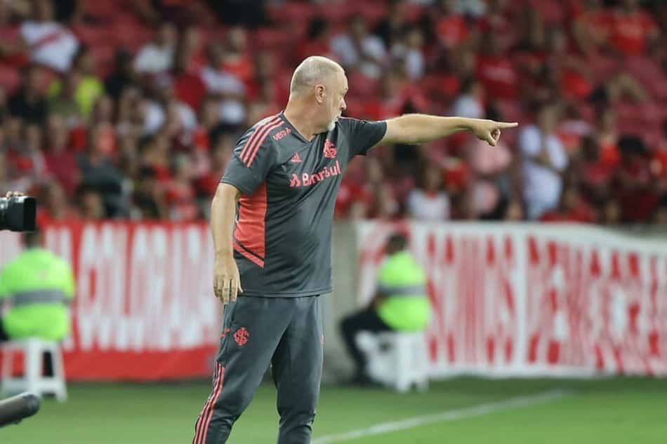 Técnico do Inter afirma que nenhuma equipe está superior em desempenho no Gauchão