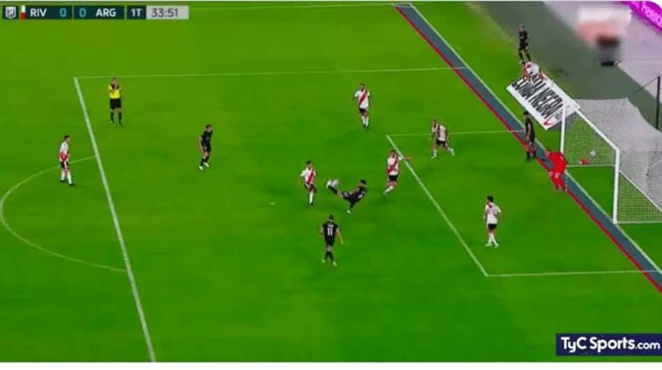 Gols anulados despertam a polêmica em jogo do River Plate