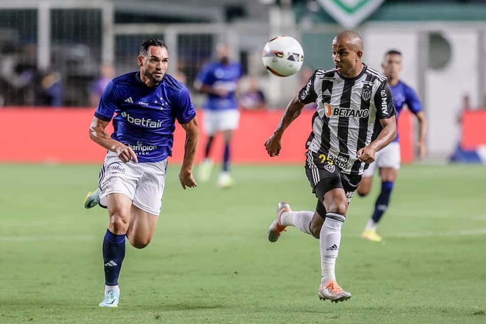 VÍDEO: Os melhores momentos do agitado empate entre Cruzeiro e Atlético-MG pelo Mineiro