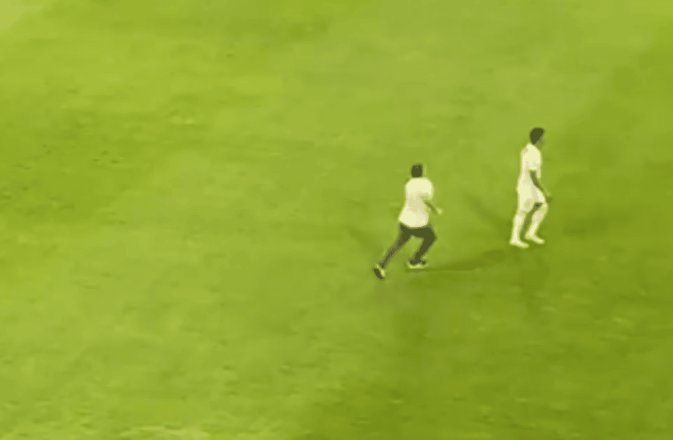 Alejandro Montenegro momentos antes da agressão a Daniel Cataño