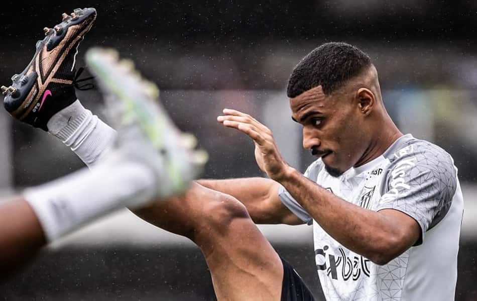 Joaquim relata importância de psicóloga em vitória do Santos e quer classificação: 'Vamos com tudo'