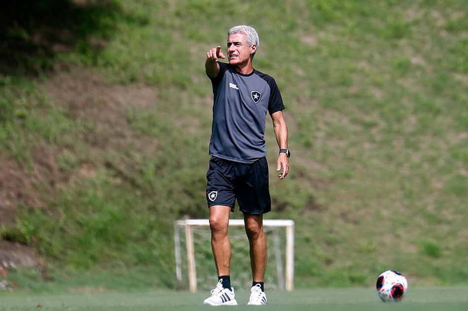 Com retornos importantes, Botafogo treina visando aos próximos compromissos da temporada