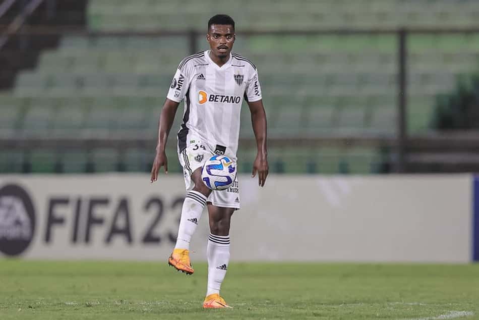 Jemerson lamenta atuação ruim do Atlético-MG, mas mantém otimismo por classificação na Libertadores