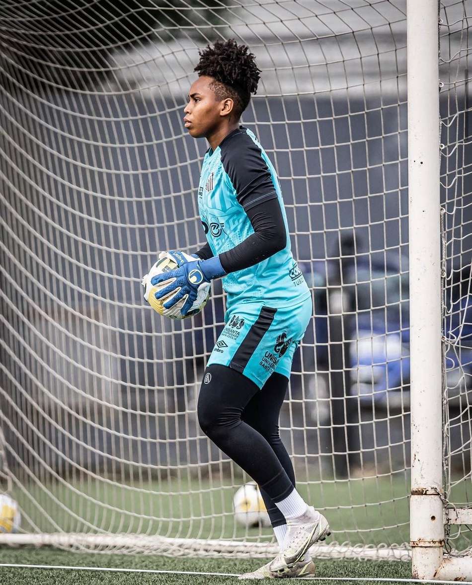 Goleira do Santos destaca 'trabalho forte' para o início do Brasileirão