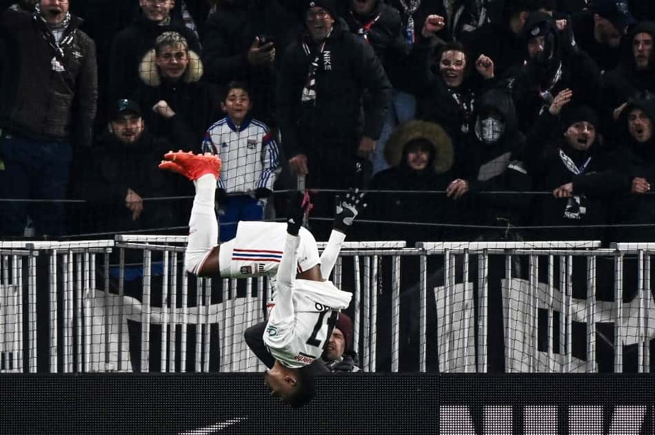 VÍDEO: veja como foi o primeiro gol de Jeffinho pelo Lyon