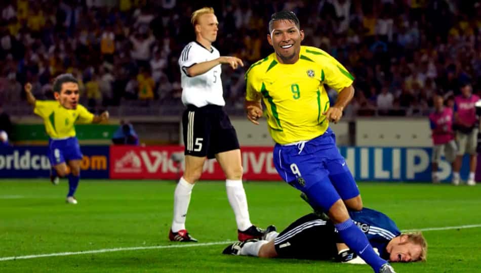 Vai ter gol de bike do Rony? Web faz memes após convocação da Seleção Brasileira