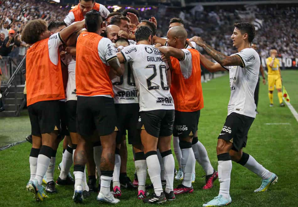 ANÁLISE: Com futebol envolvente, Corinthians de Lázaro entra embalado no mata-mata do Paulistão