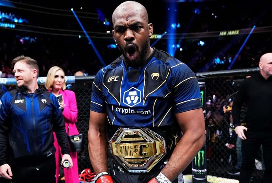 UFC 285: Jon Jones dá resposta emocionante após conquista do cinturão dos peso-pesados