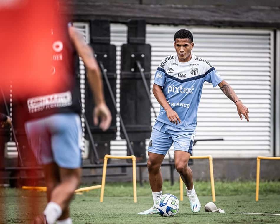 Escalação do Santos: Ângelo treina, e Miguelito deve ser relacionado na Copa do Brasil