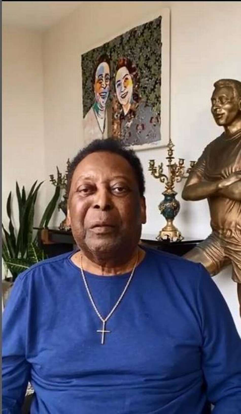 Estátua de Pelé - casa do Rei