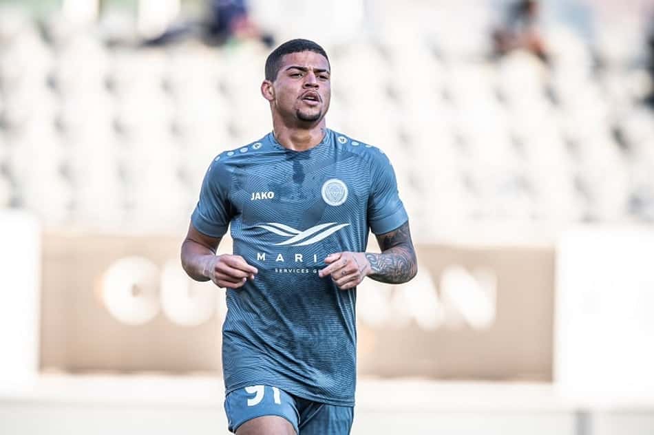 Ramires projeta estreia oficial em time do Leste Europeu