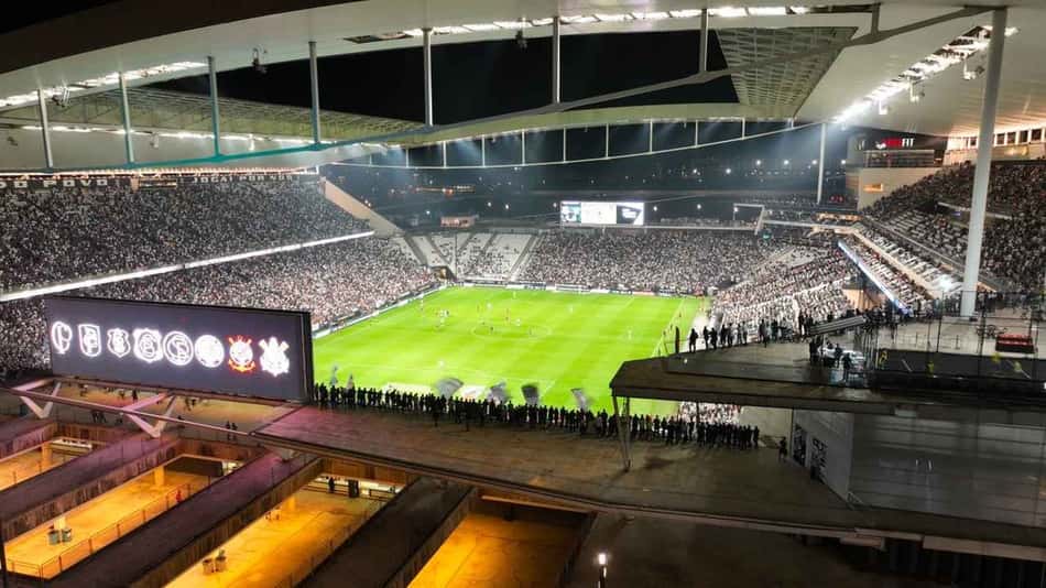 Saiba quanto o Corinthians irá deixar de ganhar com punição por cânticos homofóbicos