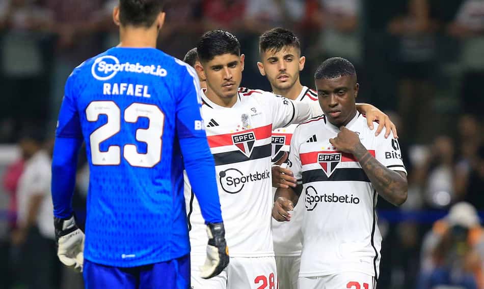 Ídolo do São Paulo dispara contra atual elenco do clube: 'É um time de operários'