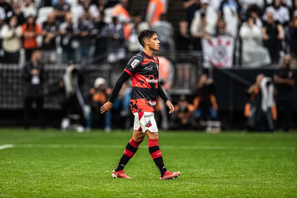 Meia do Ituano comemora classificação no Paulista e projeta duelo na Copa do Brasil