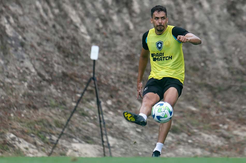 Com retorno de Eduardo, Botafogo divulga relacionados para partida da Copa do Brasil