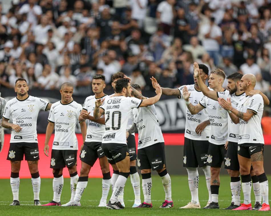 Com roteiro similar a 2022, Corinthians precisa aprender com erros do passado para não sofrer na Libertadores