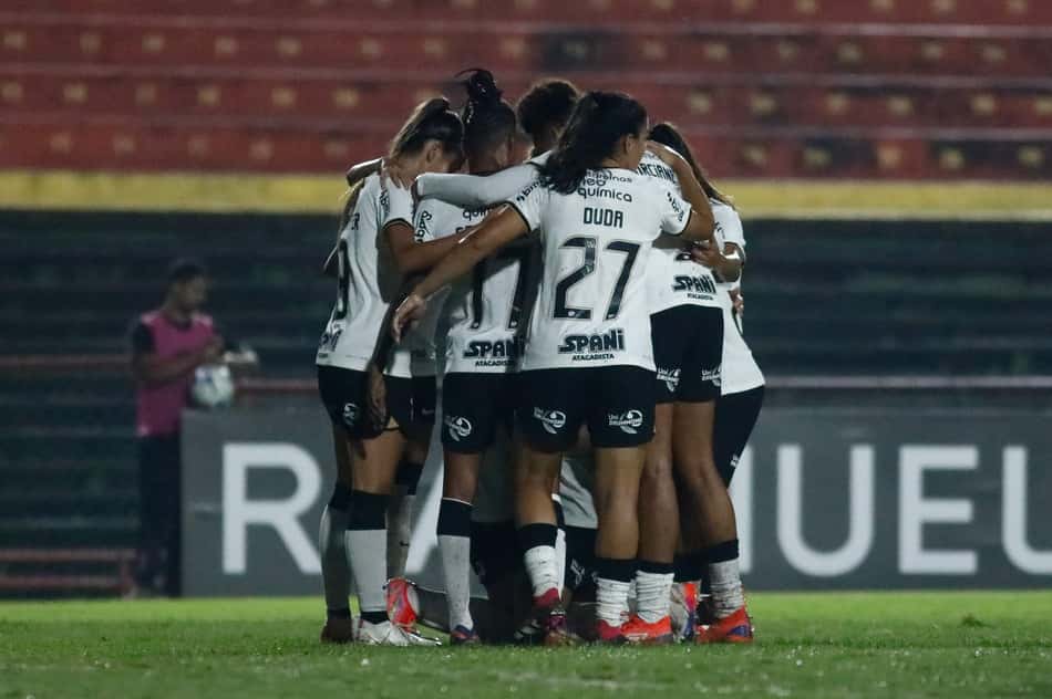 Após posicionamentos sobre 'caso Cuca', time feminino do Corinthians perde para o Internacional