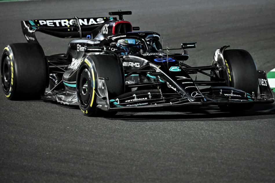 Mercedes vê melhora no GP da Arábia Saudita, mas Hamilton discorda: 'Estratégia não funcionou'