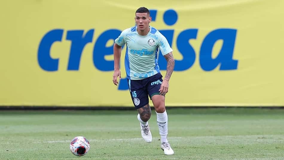 Cria do Palmeiras exalta trabalho de motivação feito por Abel Ferreira