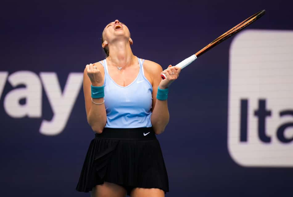 Kvitova frustra Cirstea e encara Rybakina por título em Miami
