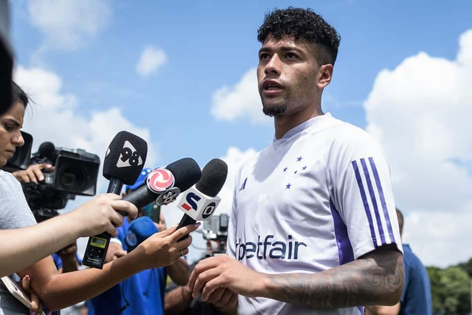 Volante Machado destaca a intensidade dos treinos promovidos por Pepa no Cruzeiro