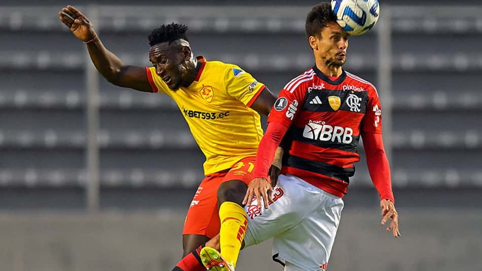 Roberto Ordoñez comenta triunfo do Aucas sobre o Flamengo
