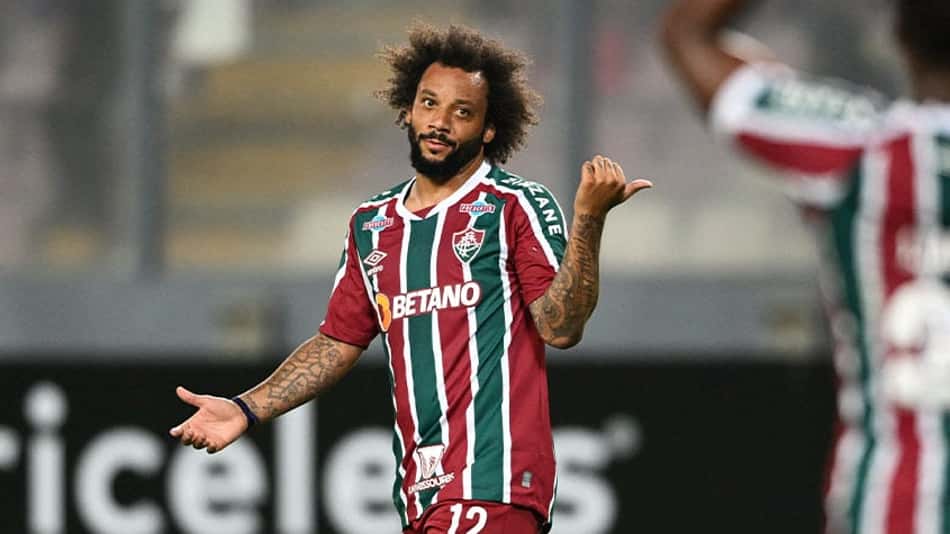 Marcelo celebra estreia no Fluminense e primeira partida de Libertadores na carreira: 'Muito feliz'