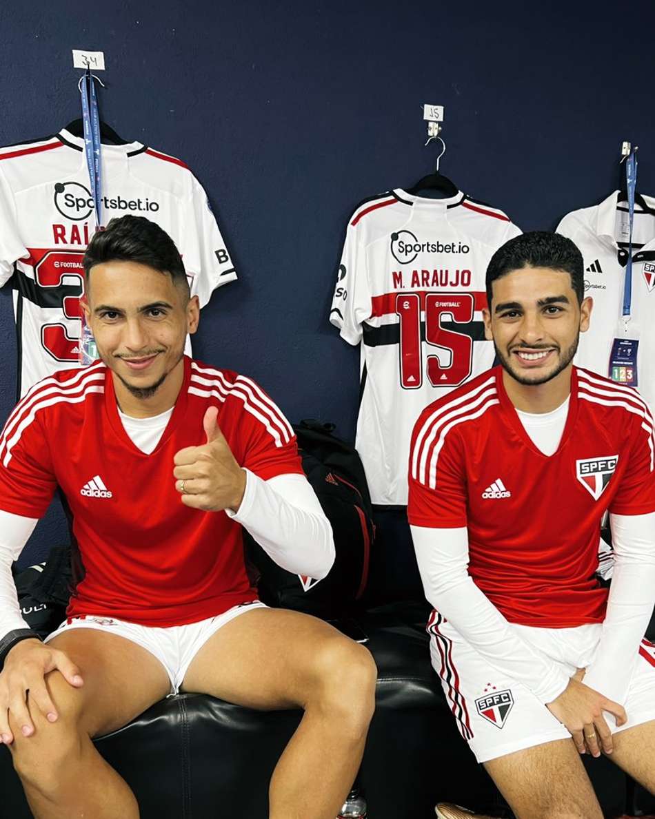 Ceni confirma três zagueiros e promove estreia para largada na Sul-Americana; veja onde assistir o jogo