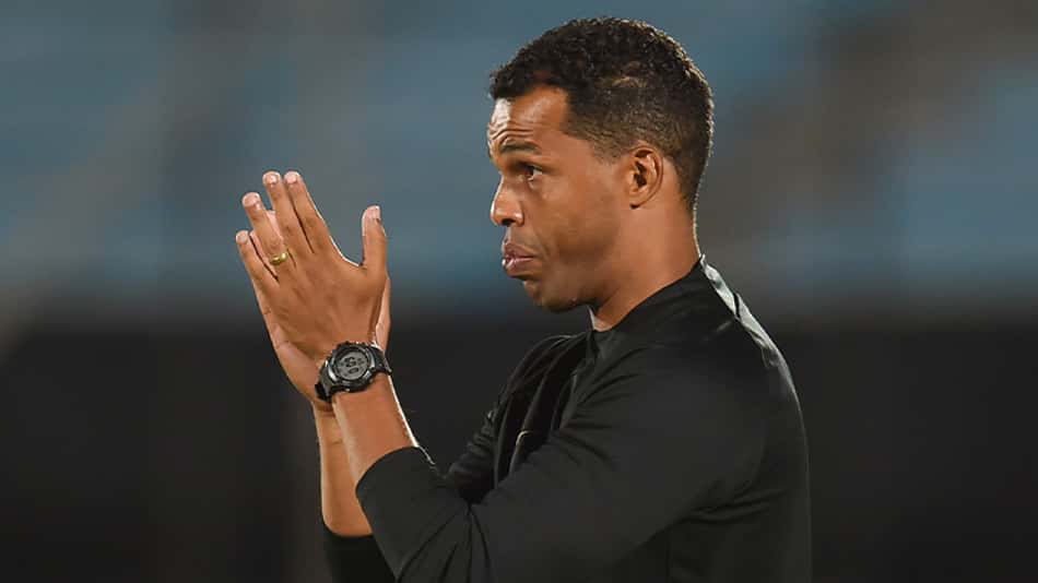 Lázaro reconhece queda do Corinthians após saída de Renato Augusto e aguarda atualizações sobre o meia