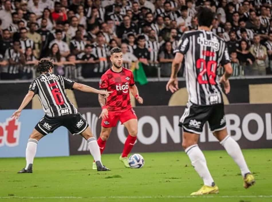 Tito Villalba consolida grande fase em vitória sobre o Atlético-MG
