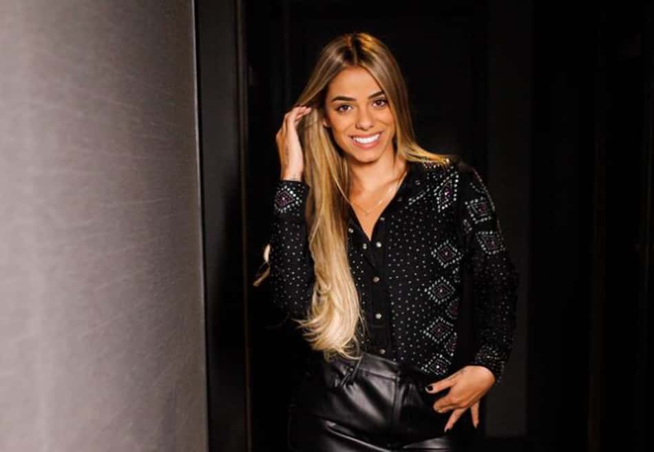 Após término, Key Alves curte show em São Paulo ao lado de ex-piloto de Fórmula 1