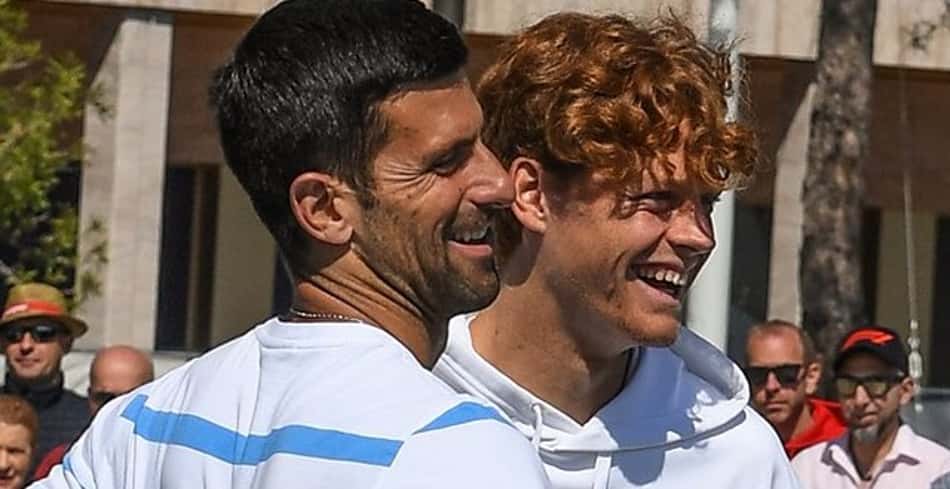 Djokovic zoa Medvedev no saibro durante ação com Sinner em Monte Carlo
