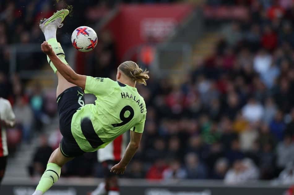 Web enaltece Haaland após golaço e aproximação de recorde de gols Premier League