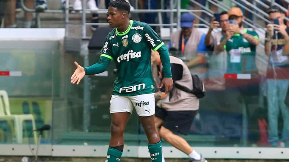Campeão de novo pelo Palmeiras, Endrick cutuca jornalista da Globo: 'Pronto pra ser titular do sub-20'