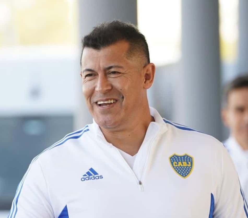 Novos costumes e métodos de Almirón mudam comportamento no Boca Juniors: "Obsessivo"