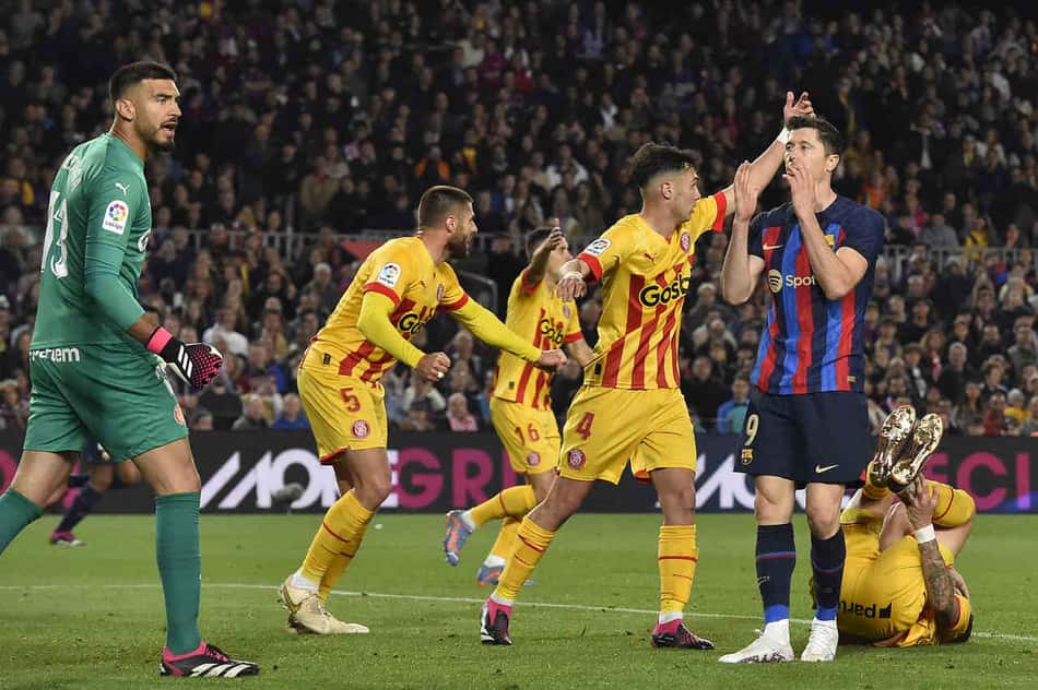 Barcelona empata com o Girona em casa e perde chance de ampliar vantagem na liderança da La Liga