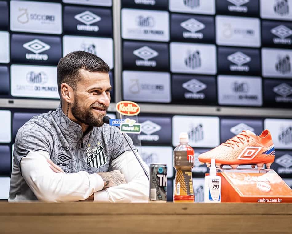 Números: Lucas Lima assume protagonismo em retorno ao Santos e lidera estatísticas positivas