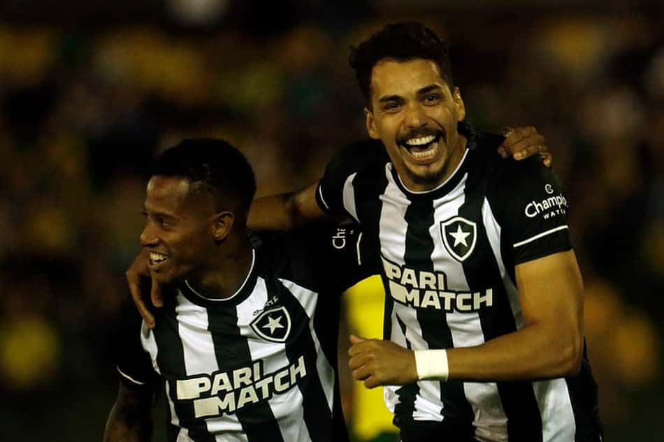 Com dois gols de Eduardo, Botafogo vence Ypiranga e fica mais perto de classificação na Copa do Brasil